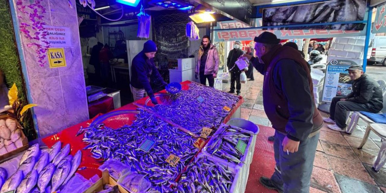 Soğuyan hava, balık talebini artırdı
