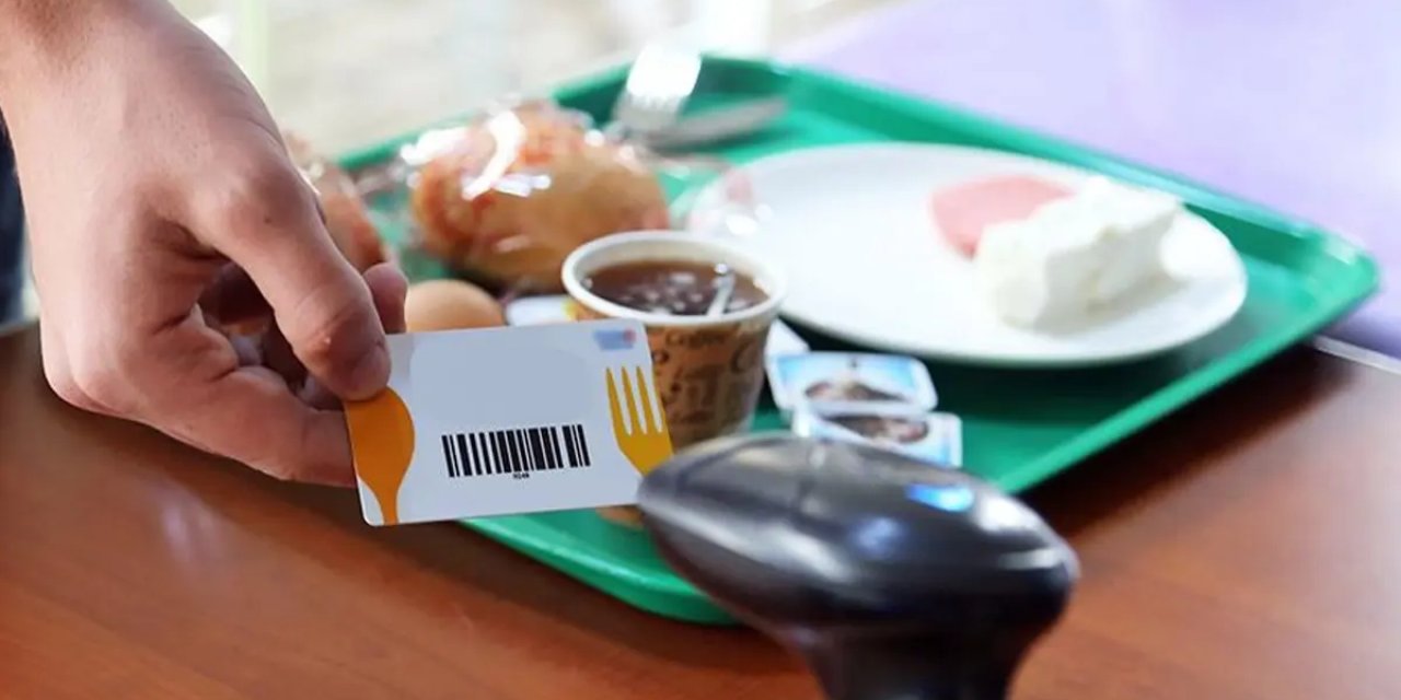 Asgari ücretle uyumluluk için yemek kartı düzenlemesi