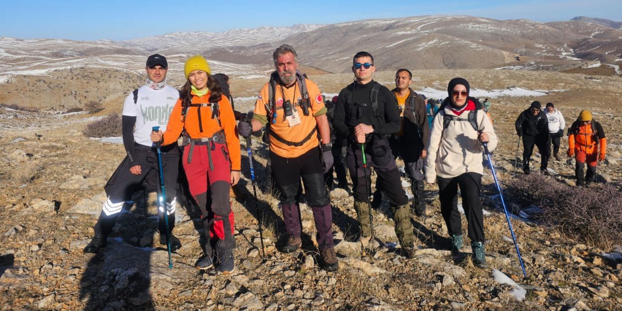 33 kişiyle kış tırmanışı