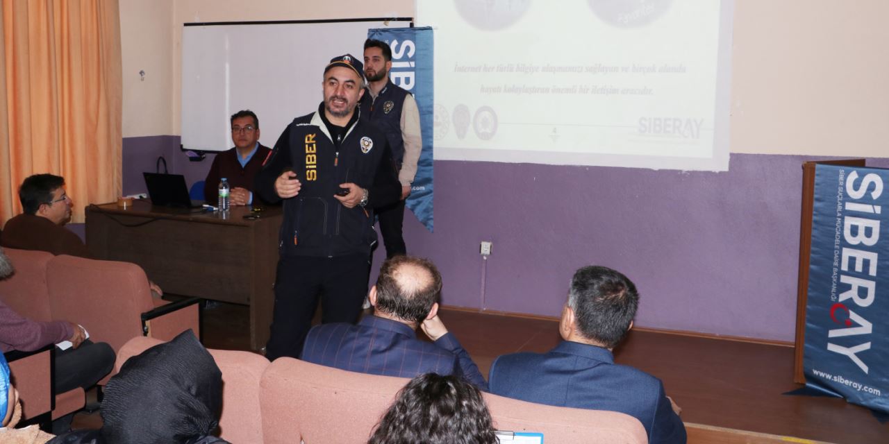 Sarayönü’nde dijital güvenlik eğitimi