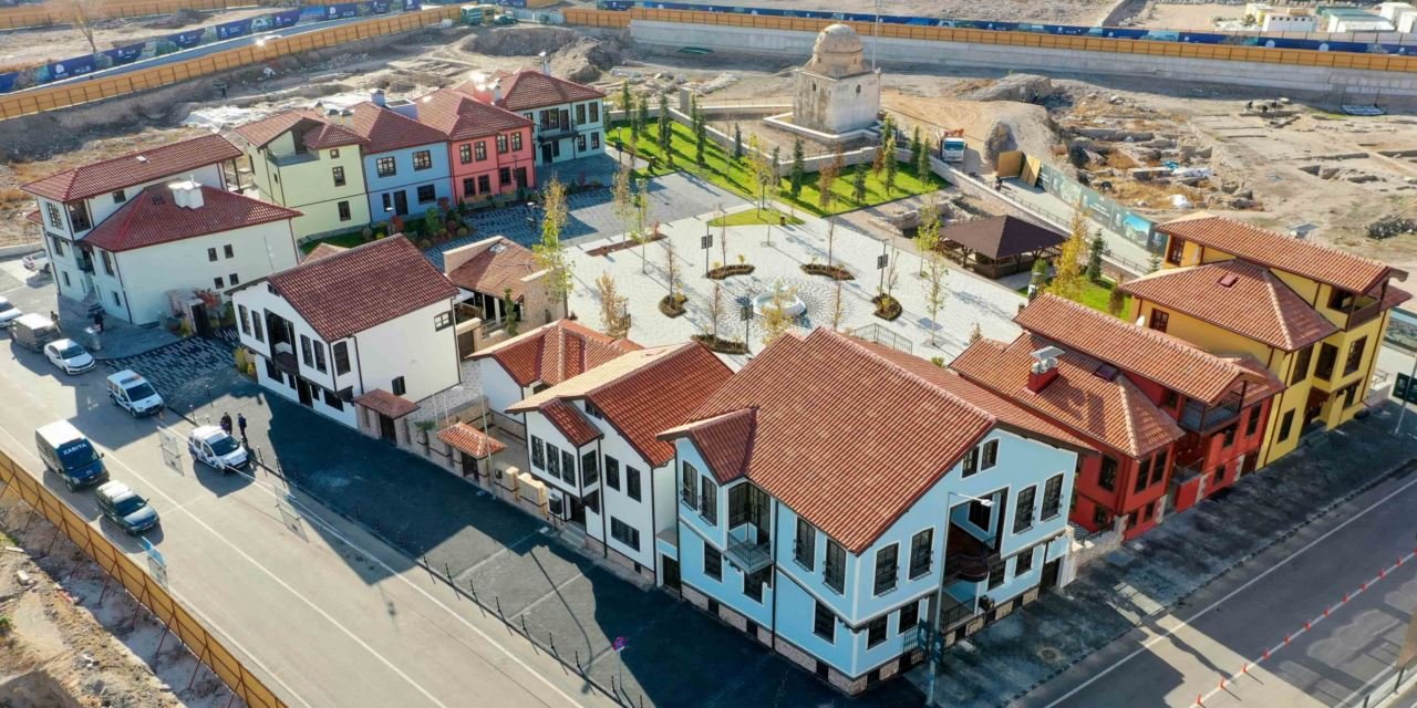 Başkan Kavuș: Suriçi, Konya'nın sosyal hayatında merkez olmaya devam edecek