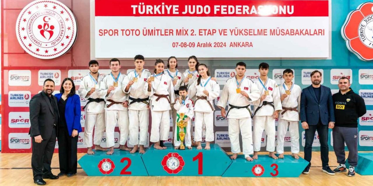 Konya Büyükşehir Belediyespor Judo Takımı Zirvede