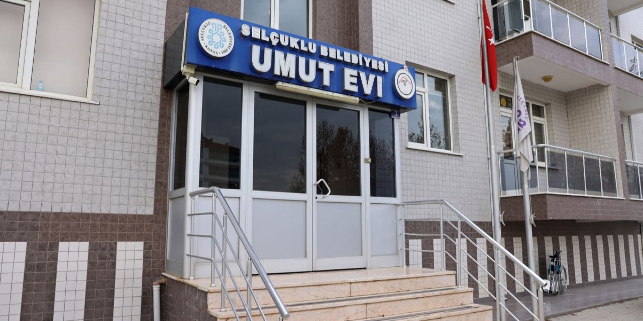 Umut Evi, kanser hastalarına desteğe devam ediyor