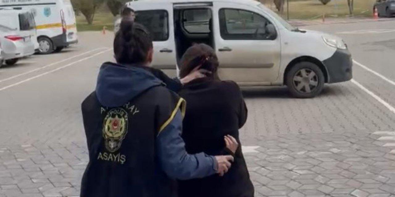 Aksaray’da ev hırsızı çaldığı eşyalarla yakalandı