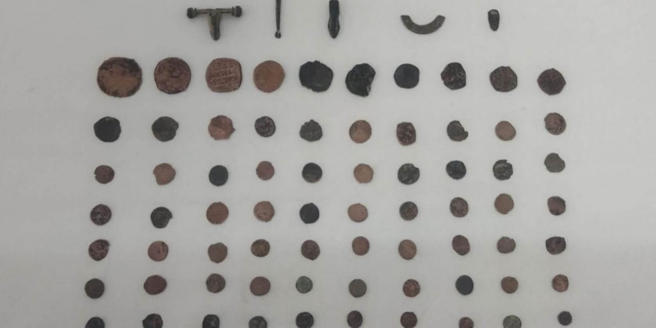 Kırıkkale'de tarihi operasyon: 80 Bizans sikkesi ele geçirildi