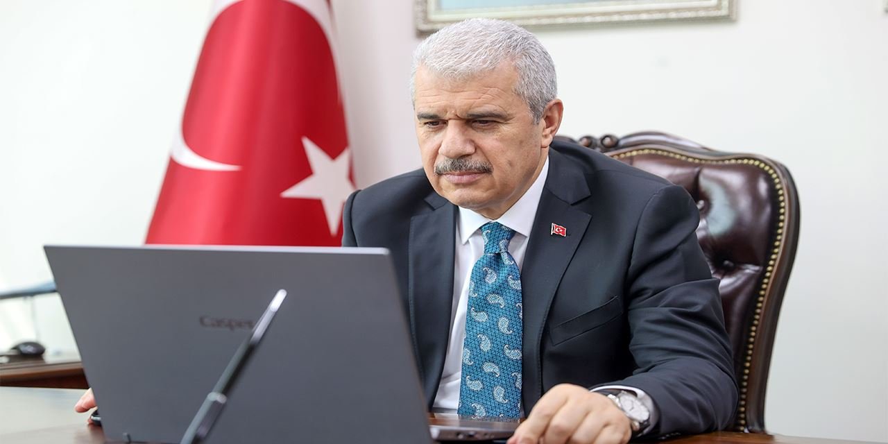 Konya Valisi Akın,