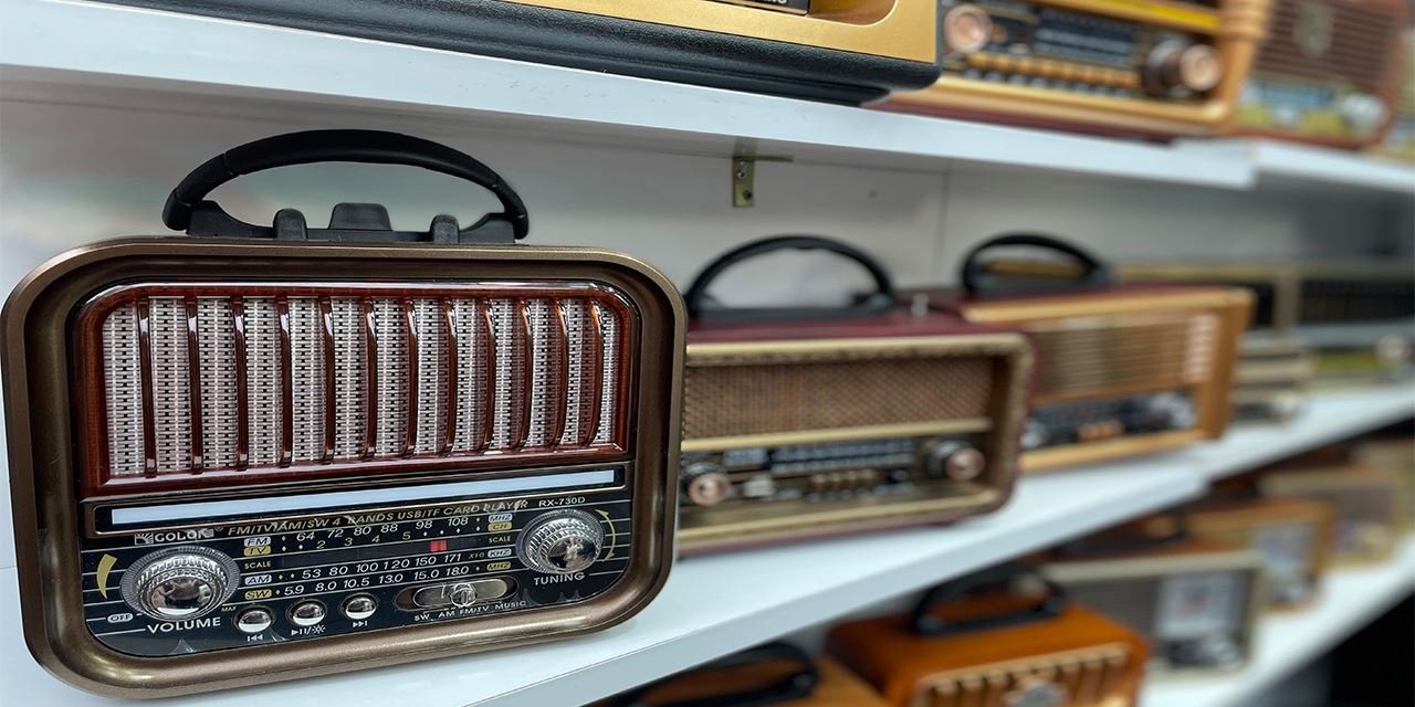 Nostaljik radyo ilgi gördü: Satışlar fırladı