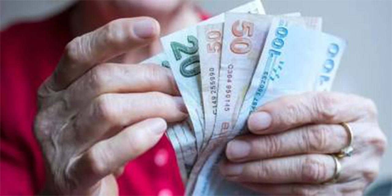 Zamlı emekli maaşları hesaplarda