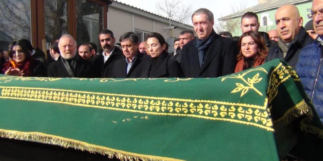 Tuncer Bakırhan’ın babası son yolculuğuna uğurlandı