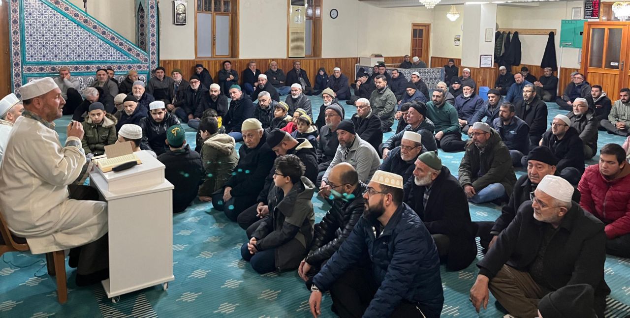 Sabah Namazı buluşmaları devam ediyor