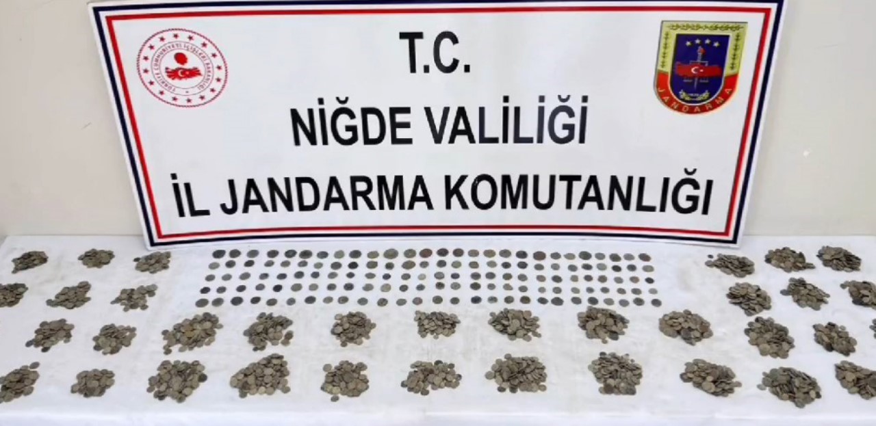 Niğde'de jandarmadan çifte operasyon