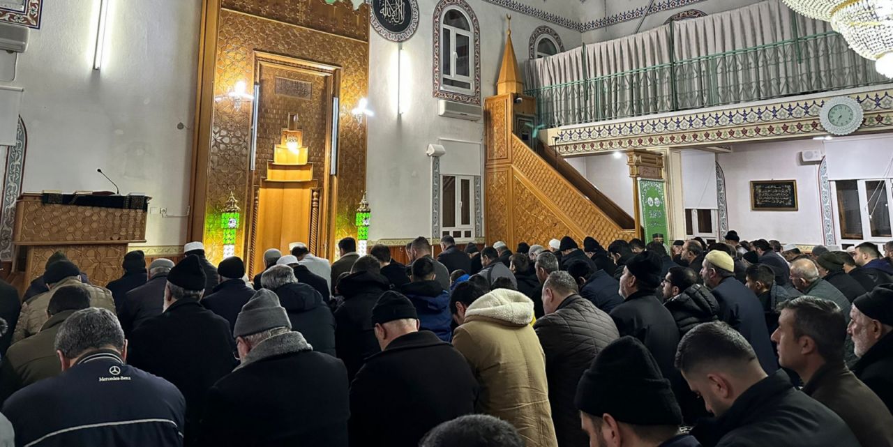 Miraç Kandili Sarayönü’nde dualarla idrak edildi
