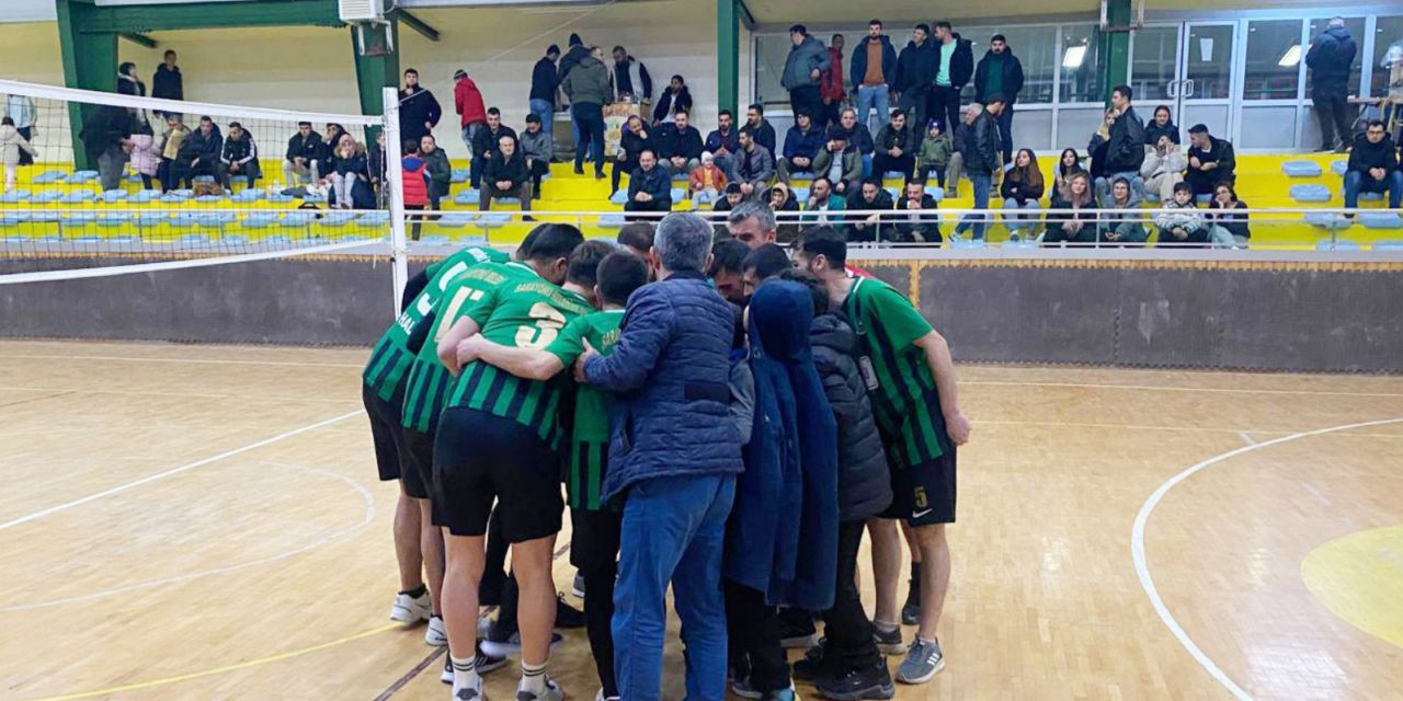 Voleybol turnuvasında ilk hafta tamamlandı