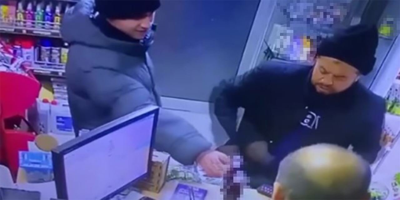Hırsızlık yapıp kutlama için karadutlu soda içtiler!