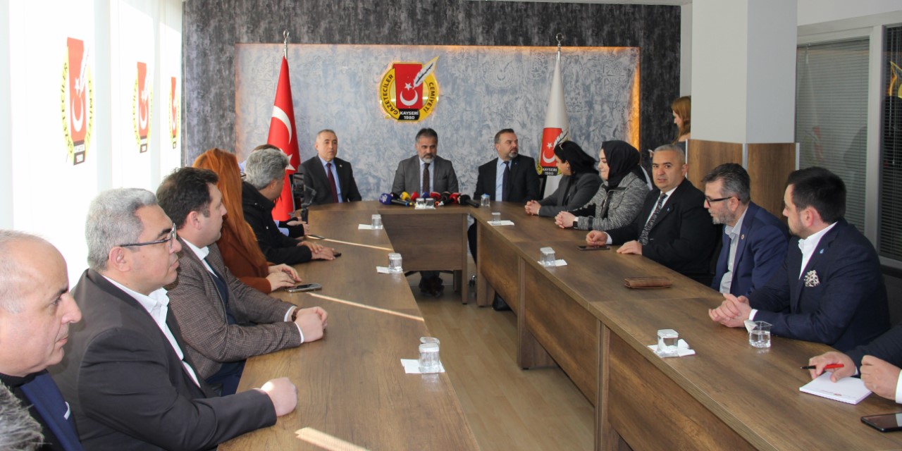 DEVA Genel Başkan Yardımcısı Karatutlu, Kayseri Gazeteciler Cemiyeti'nde