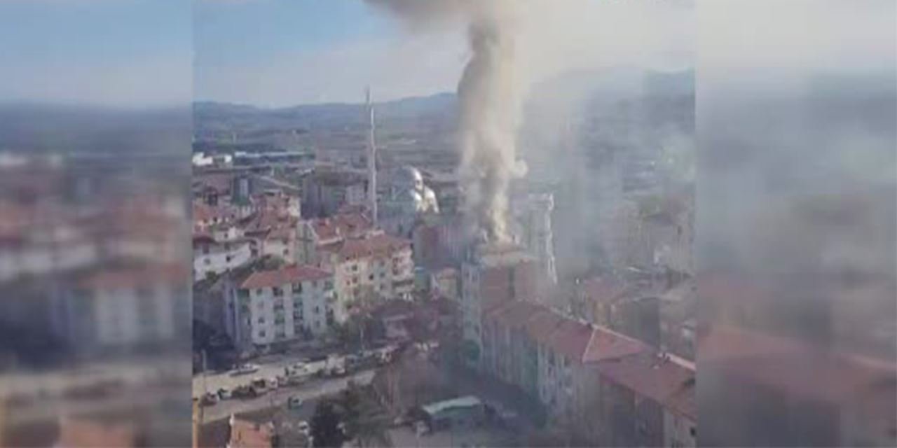 Başkentte 7. katın çatısında korkutan yangın!