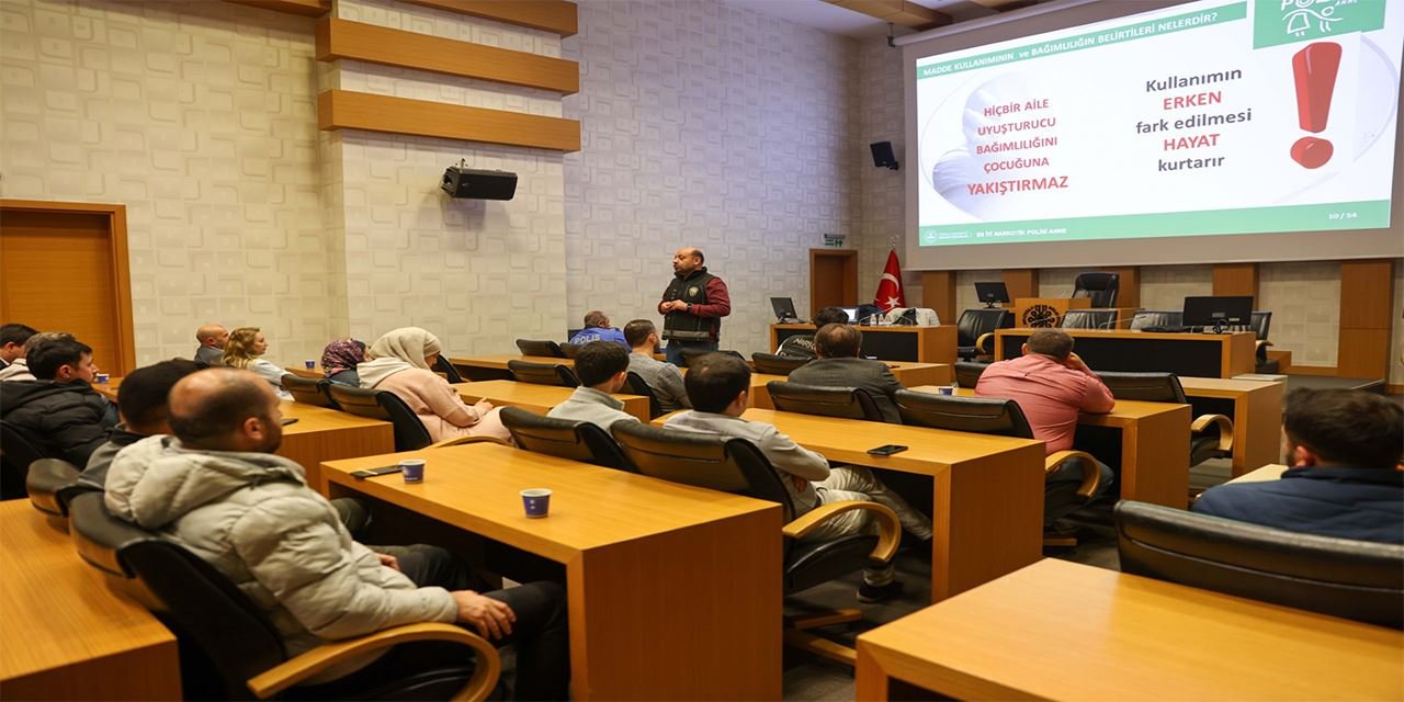 Selçuklu Belediyesi'nden Siber ve Narkotik Suçlar Farkındalık Eğitimi