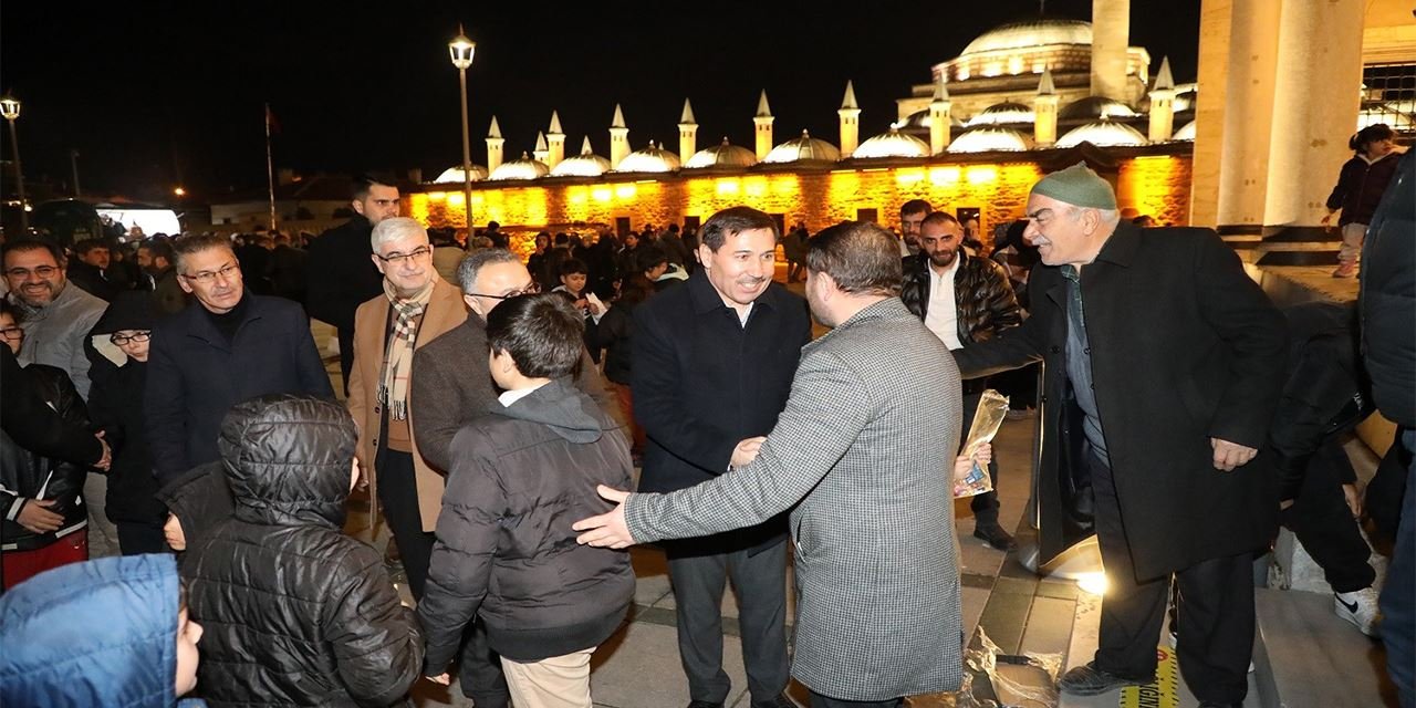 Berat Kandili'nde Karatay'da manevi birliktelik