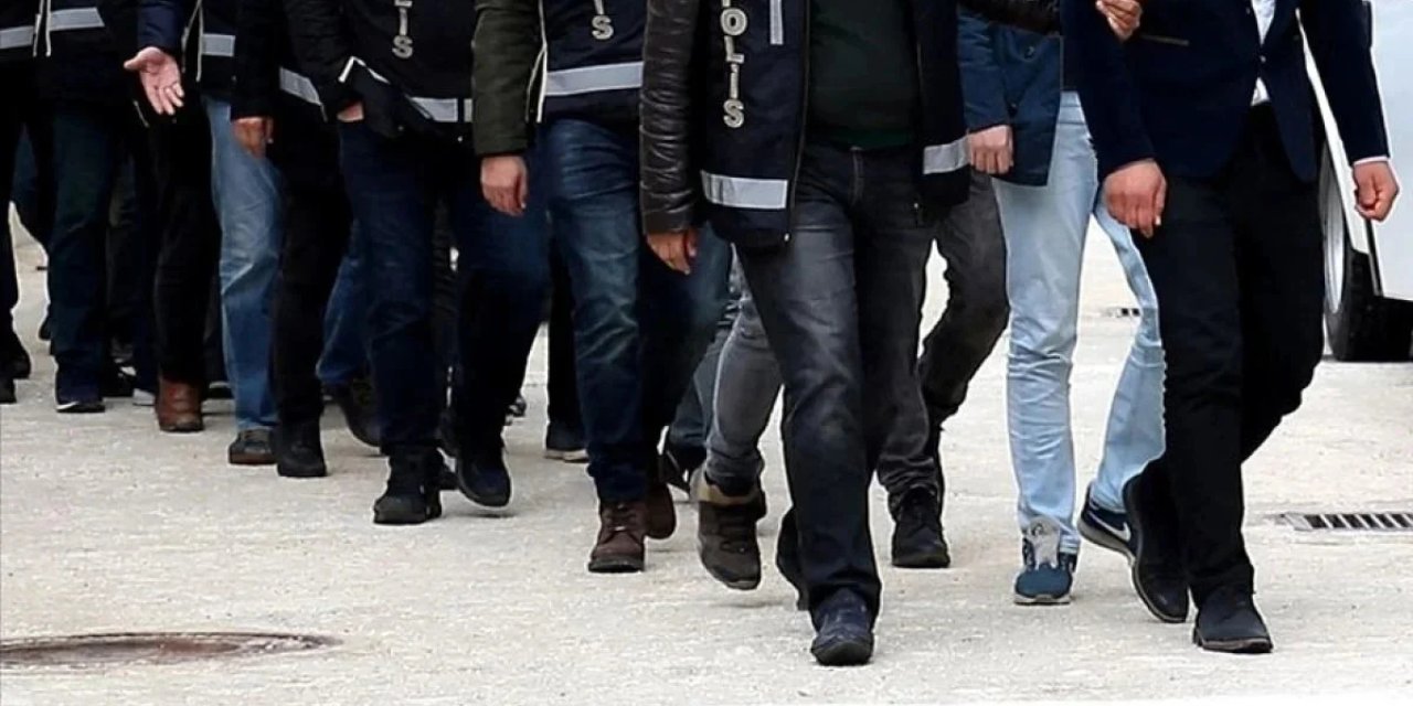 FETÖ'nün Hava Kuvvetleri yapılanmasında 14 gözaltı