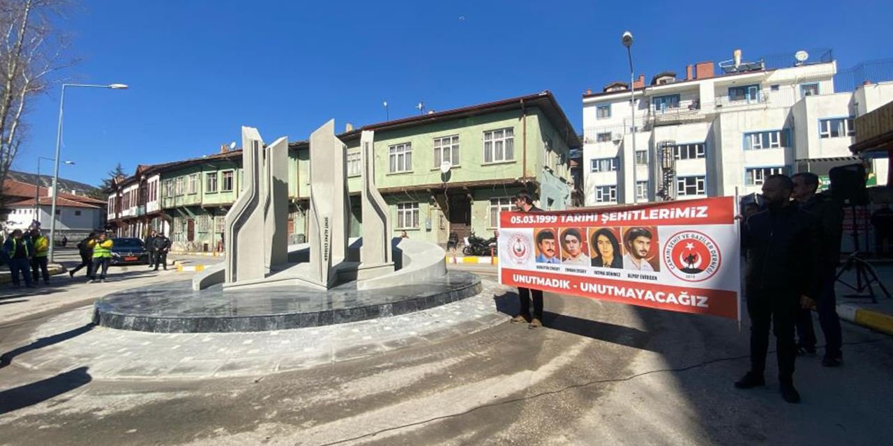 Çankırı'da 26 yıl önceki terör saldırısındaki şehitler anıldı