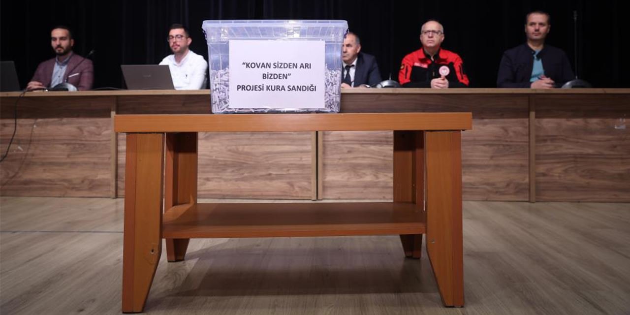 Büyükşehir’den arıcılara destek: Kovan ve arı dağıtımı başladı