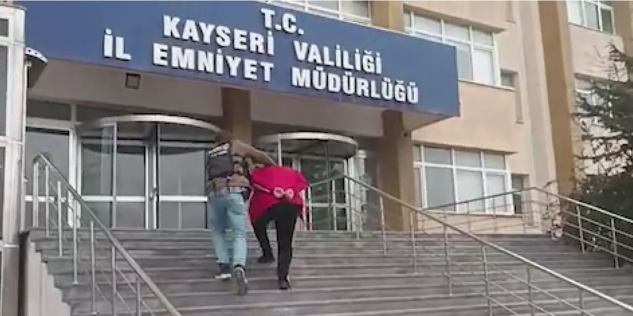 Uyuşturucu tacirleri ETA'nın kapanına takıldı