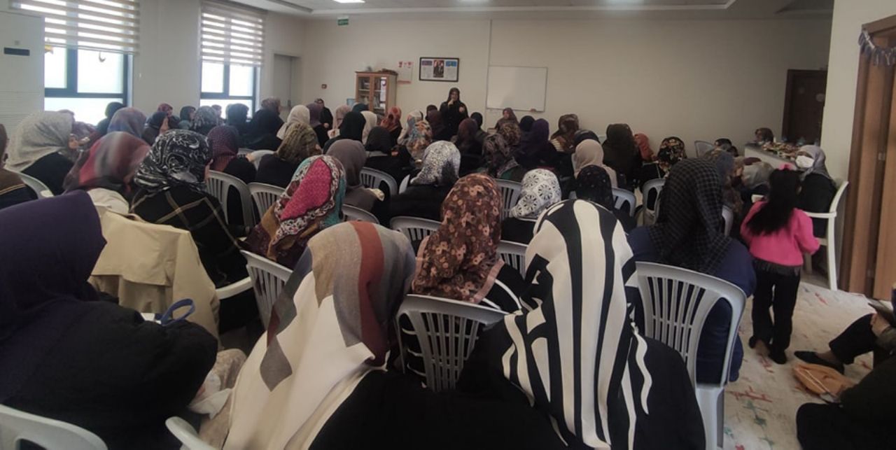 200 camide aileyi anlattılar