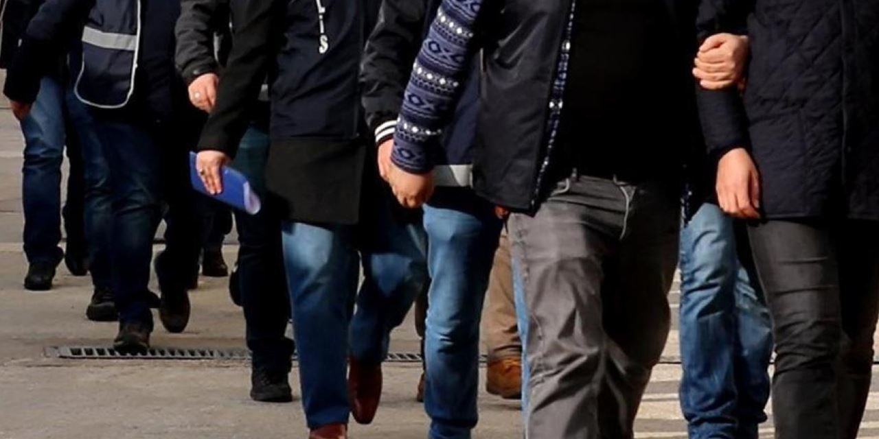 Konya'da FETÖ operasyonu: 20 şüpheli gözaltına alındı
