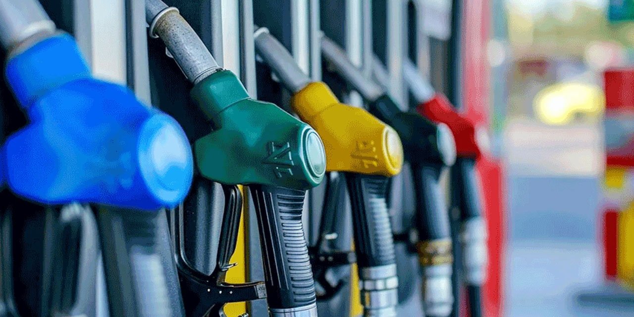 Benzine büyük indirim! Fiyatlar düşüşe geçti