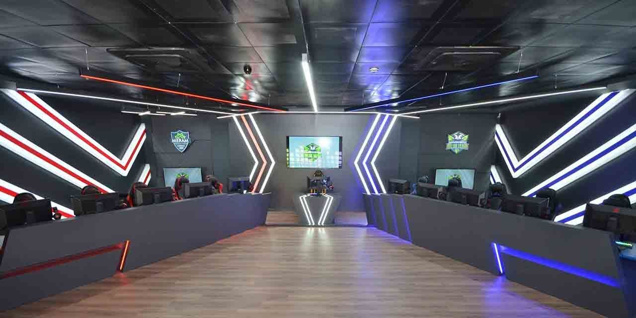 Gençler E-Spor için kıyasıya yarışacak