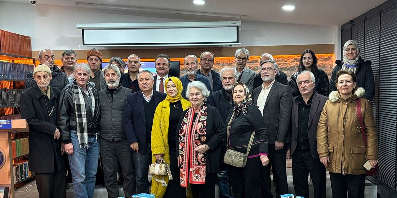 Mevlânâ’nın torunu Esin Çelebi Bayru, TYB Konya Şubesi Konferansında