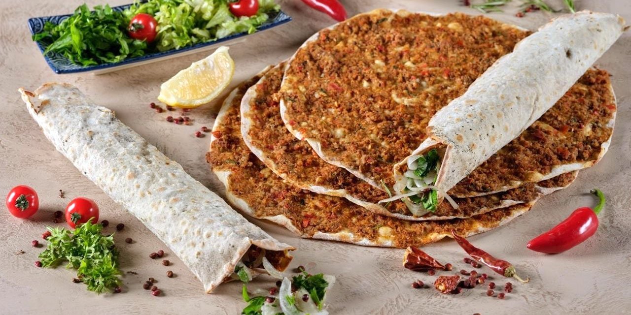 Vatandaşa lahmacun diye at ve eşek eti yedirmişler