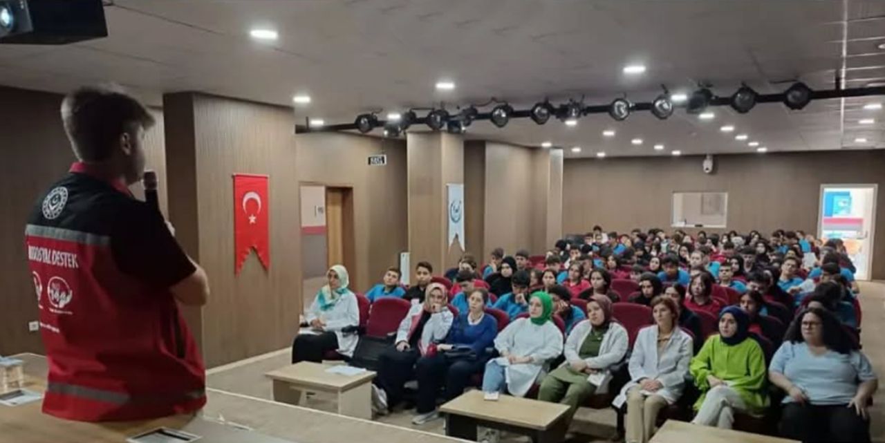 Lise öğrencilerine 'Down sendromu' anlatıldı
