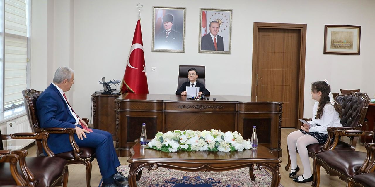 Valilik makamı bir günlüğüne çocuklara emanet