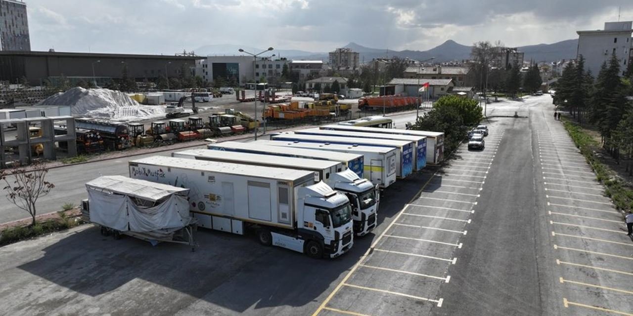 Deprem sonrası Konya’dan İstanbul’a mobil destek