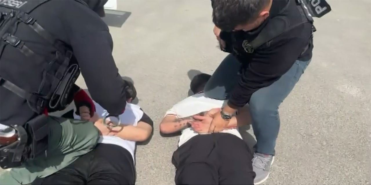Aracın altından uyuşturucu çıktı 1,7 kilo madde ele geçirildi