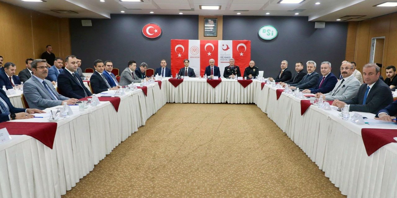 Konya’daki yabancıların geleceği konuşuldu