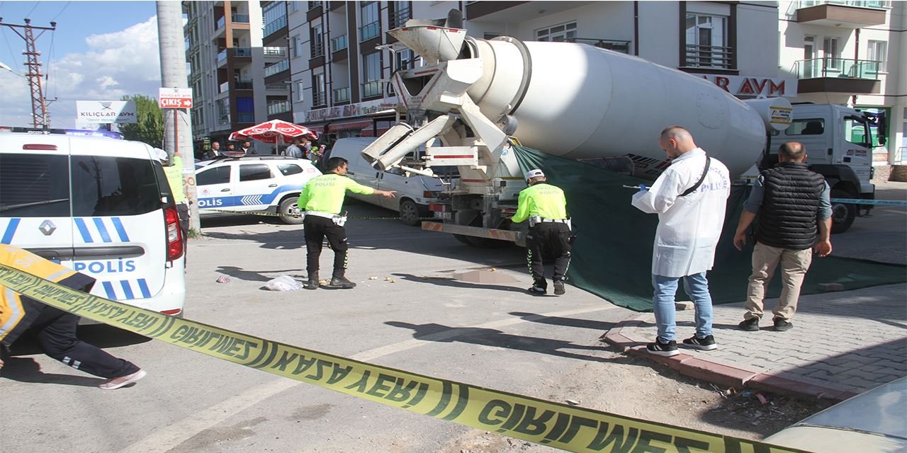 Beton mikseri yaşlı adamın canını aldı