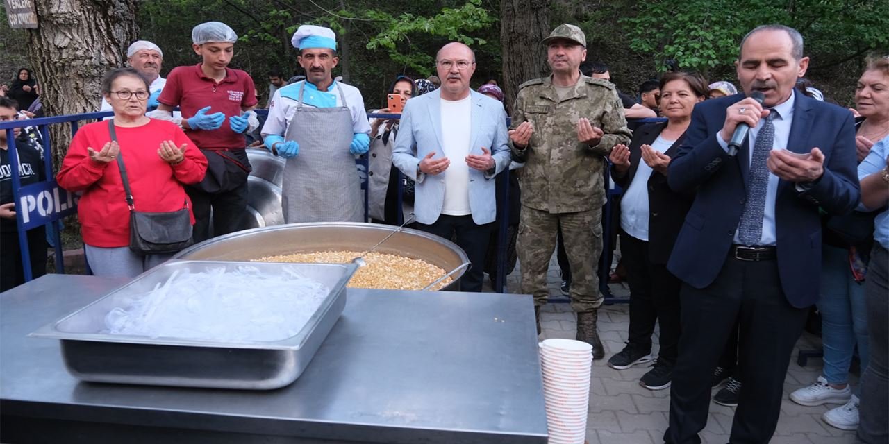 Akşehir’de Hıdırellez coşkusu binleri buluşturdu