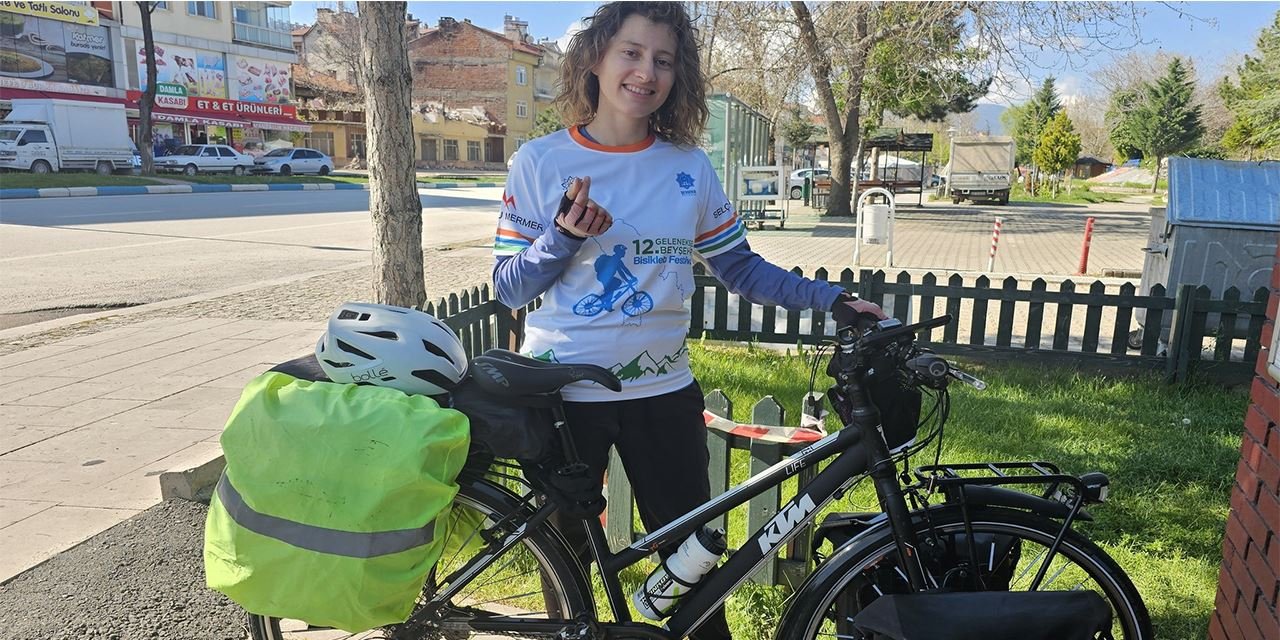 Hindistan yolunda pedal çeviren Avusturyalı bisikletçi Beyşehir’e hayran kaldı