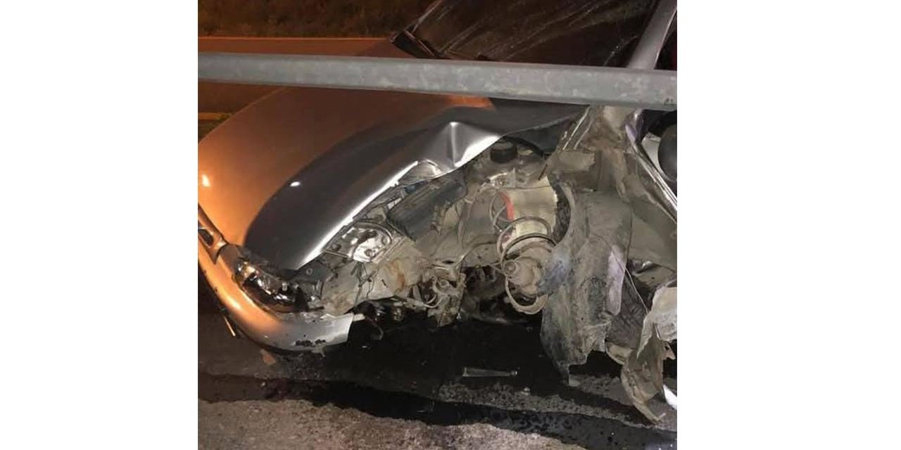 Beypazarı’nda kontrolden çıkan araç direğe çarptı: 1 kişi yaralandı