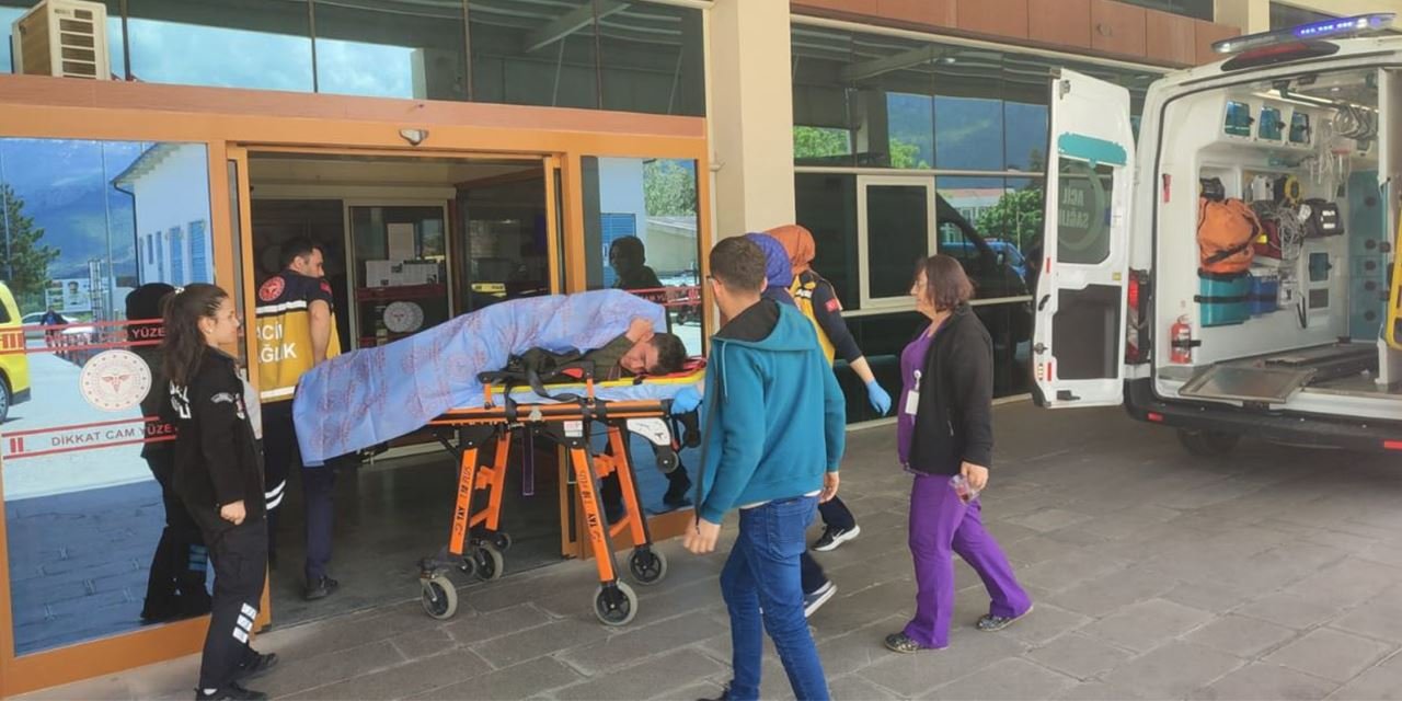 Seydişehir’de talihsiz kaza: Omzundan düşen tüfek ateş aldı