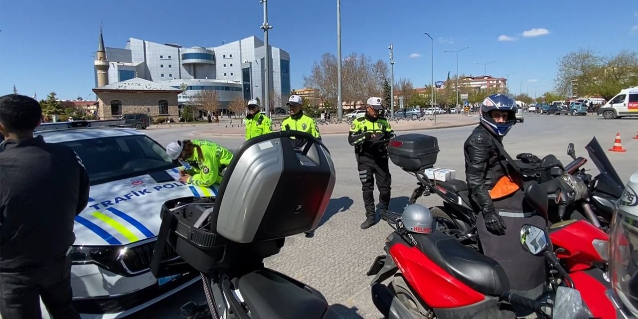 Konya’da motosiklet denetimlerinde rekor ceza