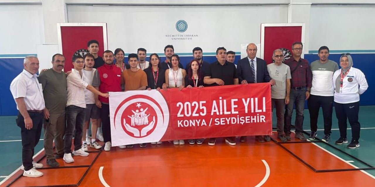 Seydişehir’de dart turnuvası nefes kesti