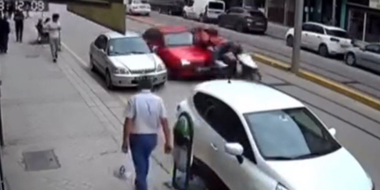 Kuryeye çarpıp kaçtı: Kameralar her şeyi kaydetti
