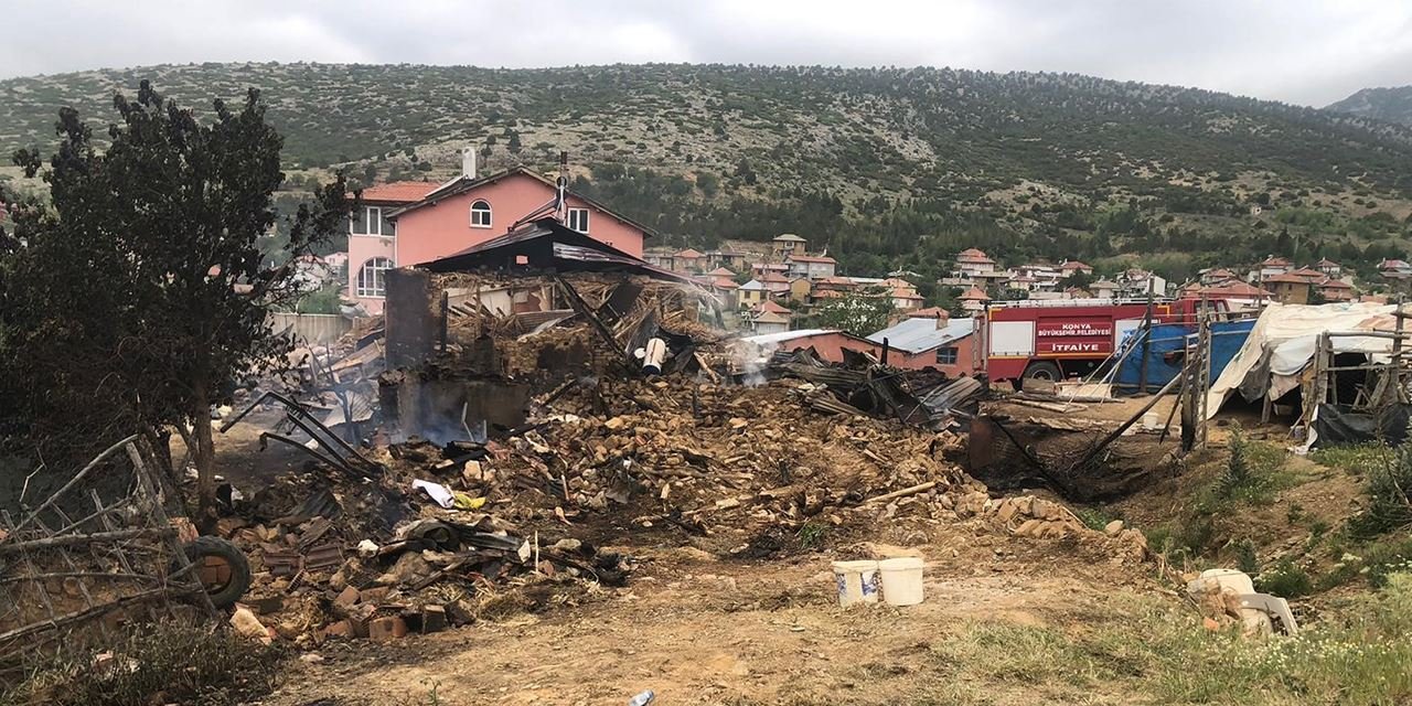 Hüyük’te yangın felaketi: Ev ve ahır kül oldu