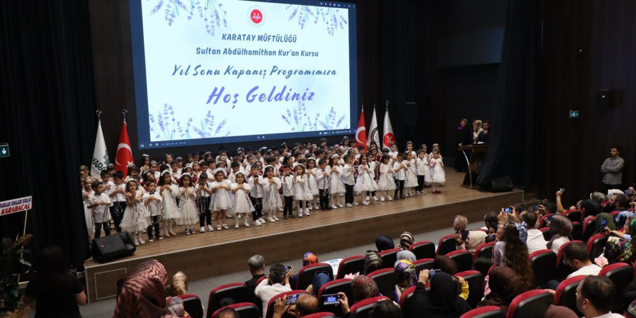 Ders yılını gösterilerle kapattılar