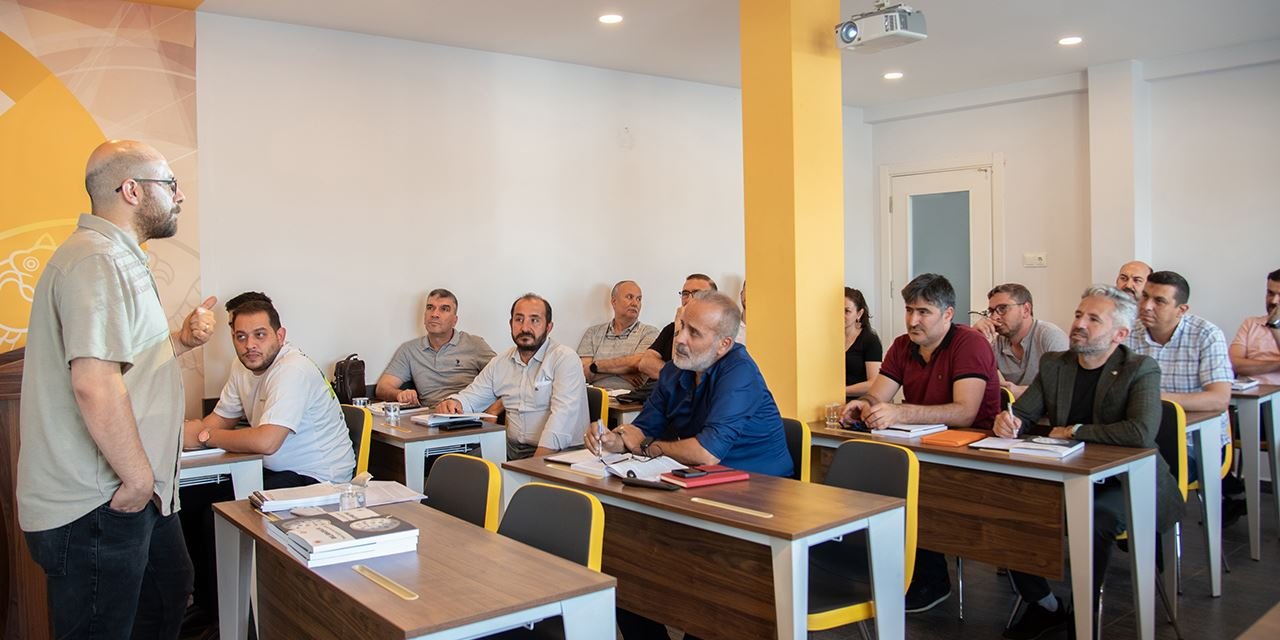 SELÇUKSEM’in bilirkişilik eğitimine yoğun ilgi