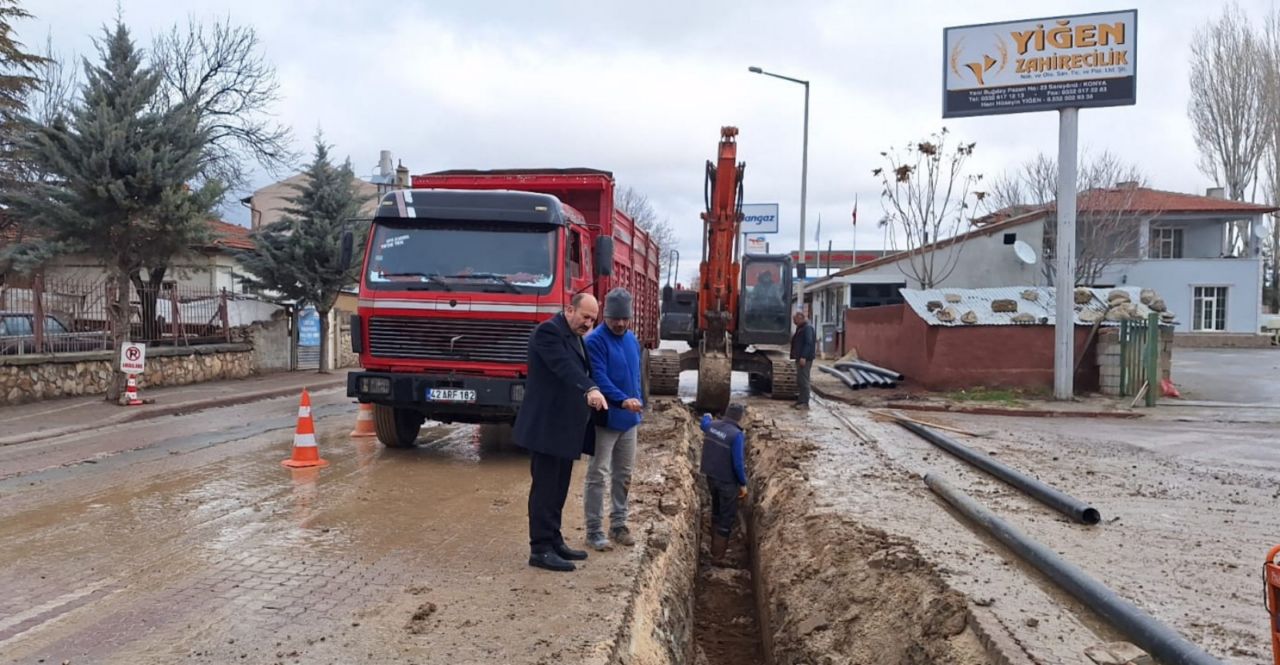 Sarayönü Hastane Caddesi’nde yol sorunu çözülüyor