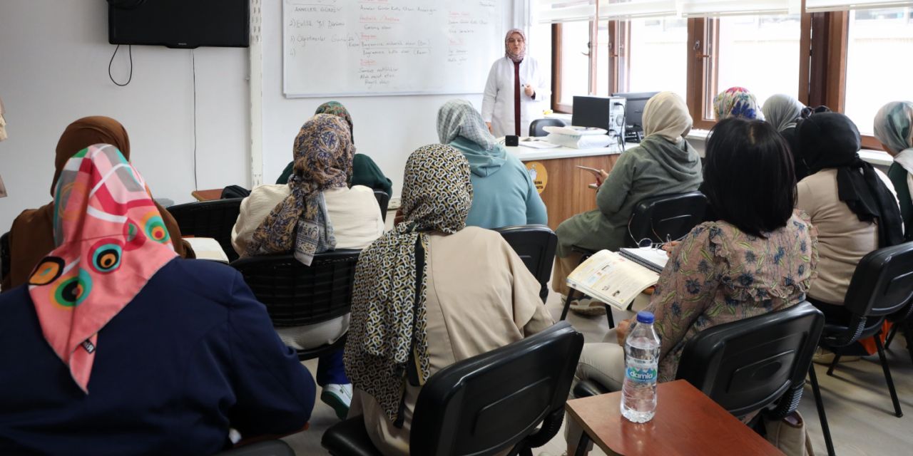 Konya'daki yabancılar bu kurs sayesinde yeni bir başlangıç yapıyor